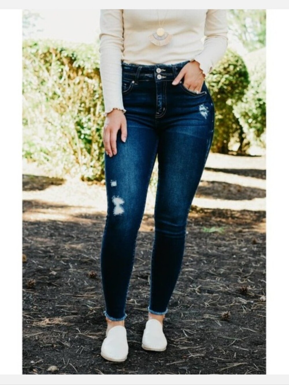 KanCan Danica High Rise Ankle Skinny Double Button Distressed Dark Wash 11/29